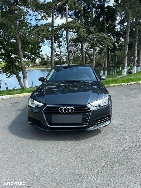 Gri Utilizat 2016 Audi A4 Design Berlinǎ | 14.999 EUR (Preț OK) - Imagine 1/4