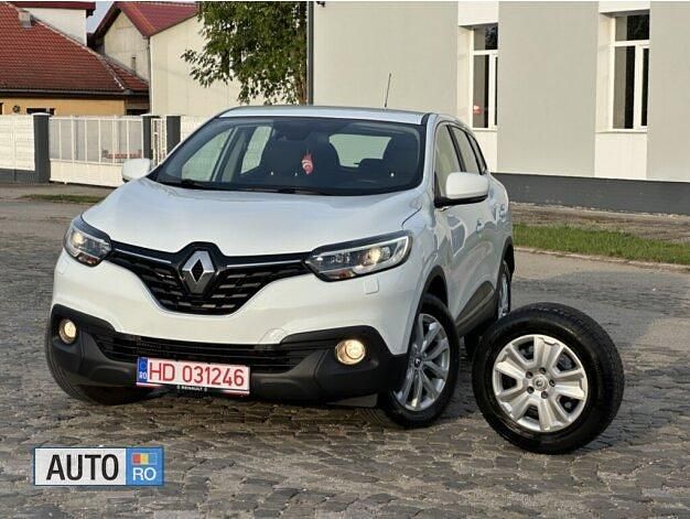 Culoarealb Utilizat 2017 Renault Kadjar Intens SUV | 10.700 EUR (Preț bun) - Imagine 1/4