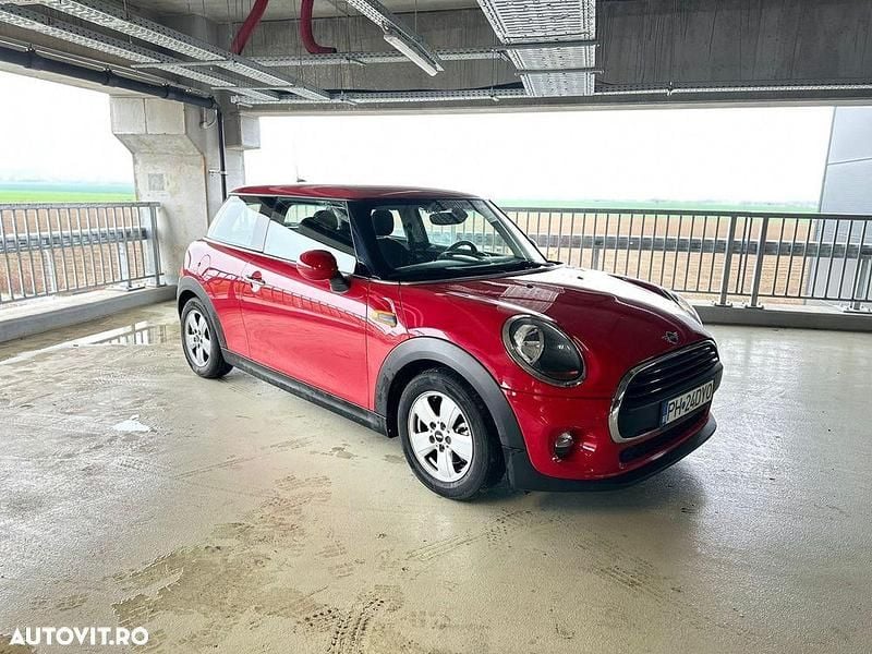 Culoarerosu Utilizat 2018 Mini ONE Hatchback | 13.250 EUR (Preț OK) - Imagine 1/4