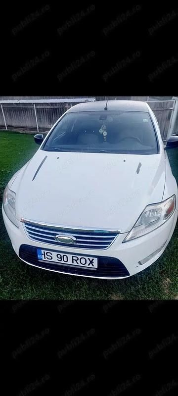 Utilizat 2008 Ford Mondeo Berlinǎ | 2.650 EUR - Imagine 1/4