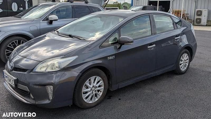 Culoaregri Utilizat 2014 Toyota Prius Hatchback | 10.900 EUR (Preț OK) - Imagine 1/4