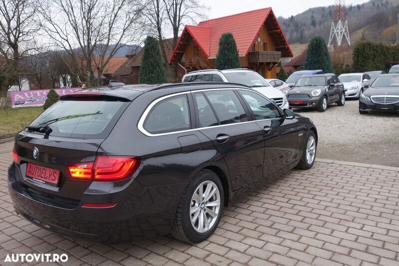 Gri Utilizat 2013 BMW 530 Luxury Line Break | 11.950 EUR (Preț OK) - Imagine 1/4