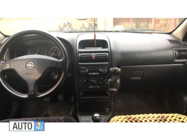 Second-hand Opel Astra 75 CP (55 kW) 2001 Gri Hatchback