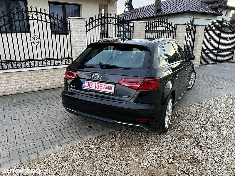 Second-hand Audi A3 e-tron Ambition 204 CP (150 kW) 2017 Culoarenegru Hatchback