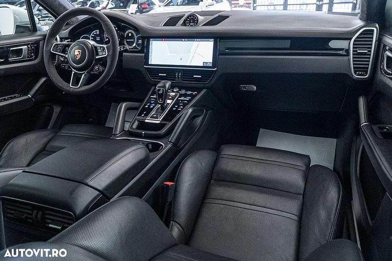 Second-hand Porsche Cayenne Coupe 340 CP (250 kW) 2019 Culoarealb Coupe