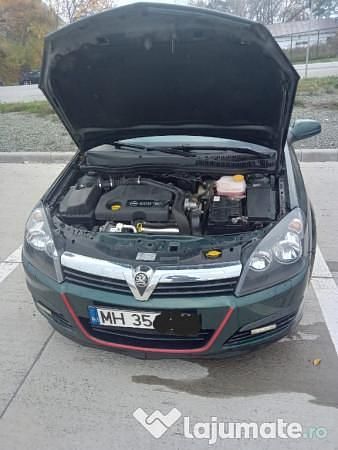 Utilizat 2005 Opel Astra Break | 1.550 EUR (Preț OK) - Imagine 1/4