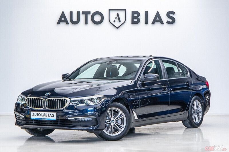 Gri Utilizat 2020 BMW 530e Luxury Line Berlinǎ | 26.450 EUR - Imagine 1/4