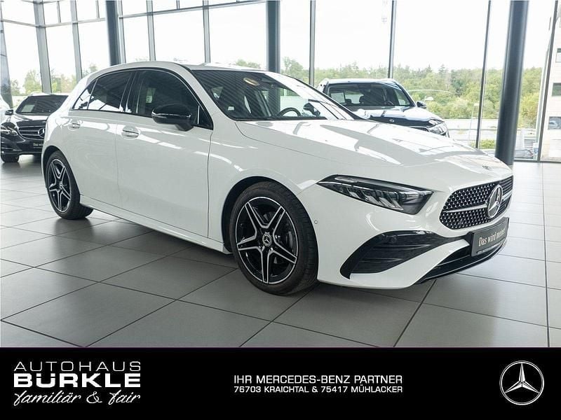 Second-hand 2023 Mercedes A180 Advanced | 36.693 EUR - Imagine 1/1