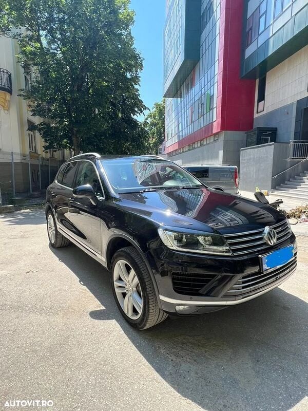 Negru Utilizat 2014 VW Touareg SUV | 15.790 EUR (Preț OK) - Imagine 1/4
