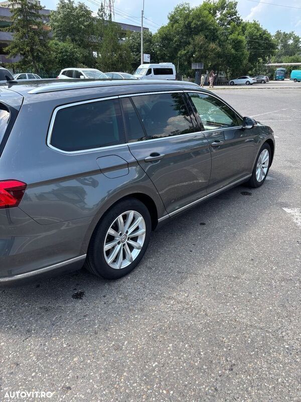 Gri Utilizat 2016 VW Passat Highline Break | 11.000 EUR (Preț OK) - Imagine 1/4