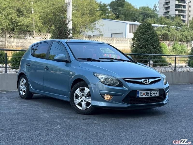 Utilizat 2012 Hyundai i40 Hatchback | 3.750 EUR - Imagine 1/4