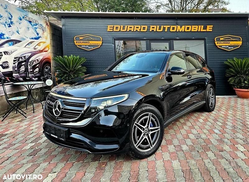 Culoarenegru Utilizat 2021 Mercedes EQC400 AMG line SUV | 29.000 EUR (Preț OK) - Imagine 1/4