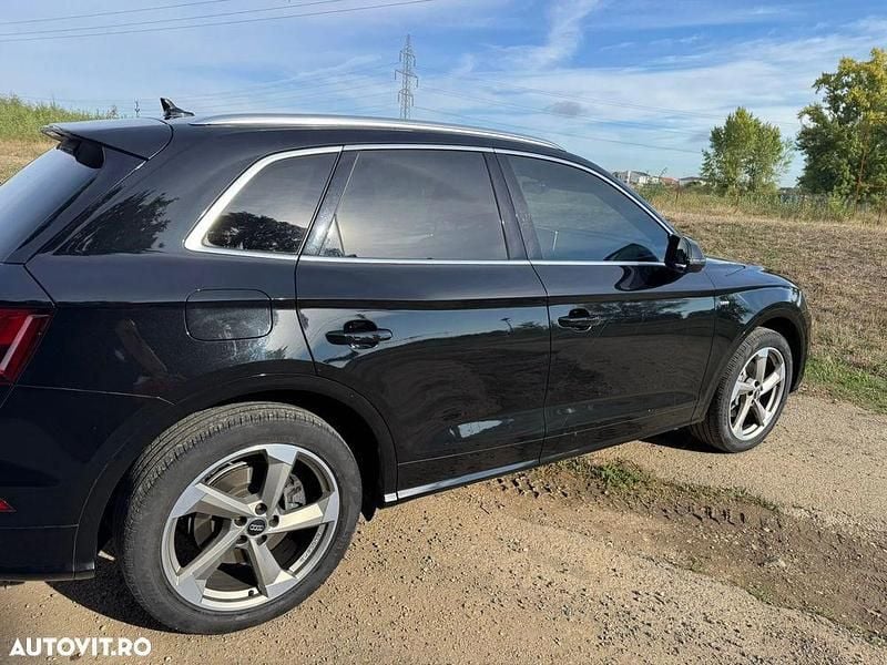 Culoarenegru Utilizat 2019 Audi Q5 S-Line SUV | 26.000 EUR (Super Preț) - Imagine 1/4