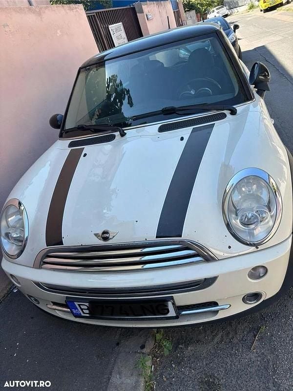 Culoarealb Utilizat 2006 Mini Cooper Hatchback | 3.800 EUR (Preț OK) - Imagine 1/4