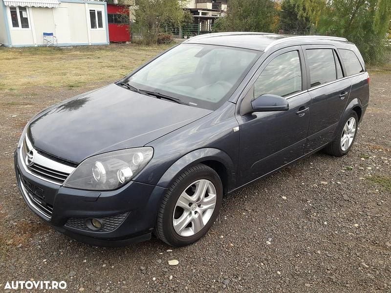 Culoaregri Utilizat 2009 Opel Astra Innovation Break | 2.999 EUR (Preț OK) - Imagine 1/4