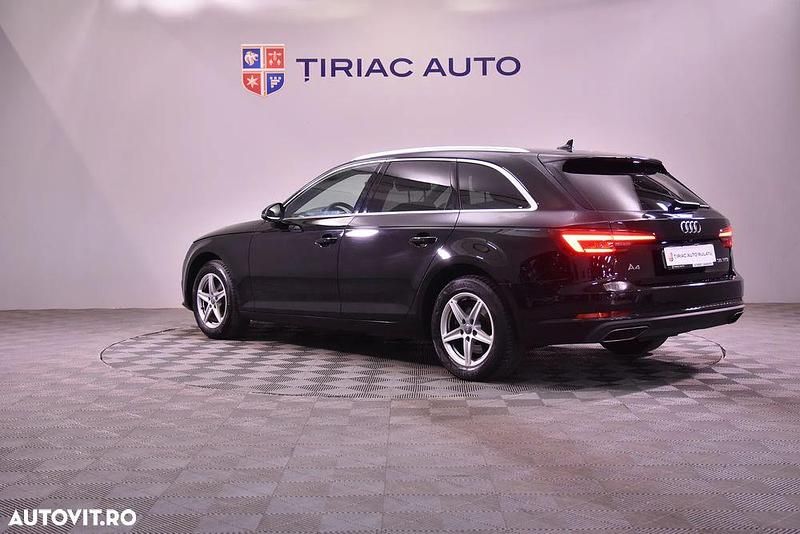 Second-hand Audi A4 150 CP (110 kW) 2019 Culoarenegru Break
