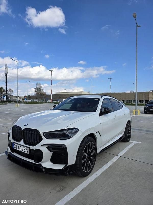 Second-hand BMW X6 286 CP (210 kW) 2021 Culoarealb SUV