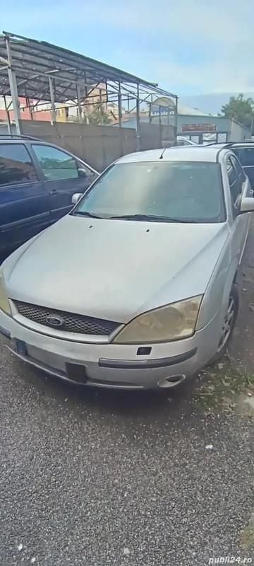 Utilizat 2002 Ford Mondeo Hatchback | 500 EUR (Preț bun) - Imagine 1/4