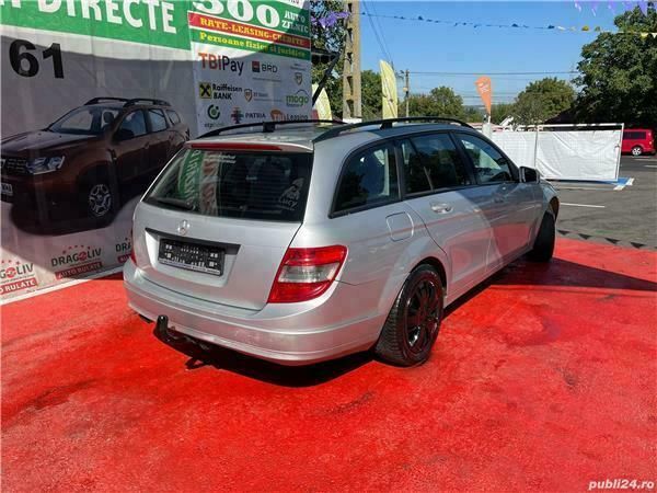 Second-hand Mercedes C200 136 CP (100 kW) 2009 Argintiu Berlinǎ