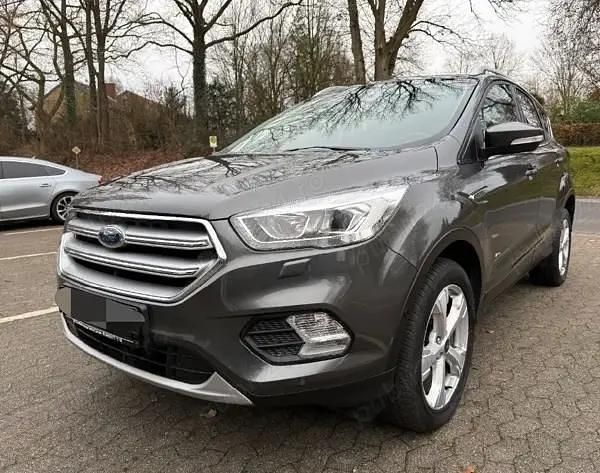 Second-hand Ford Kuga Titanium 180 CP (132 kW) 2017 Gri SUV
