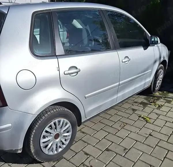 Gri Utilizat 2006 VW Polo | 2.200 EUR (Preț OK) - Imagine 1/4