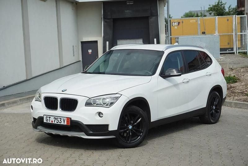 Alb Utilizat 2015 BMW X1 Sport Line SUV | 10.750 EUR (Super Preț) - Imagine 1/4