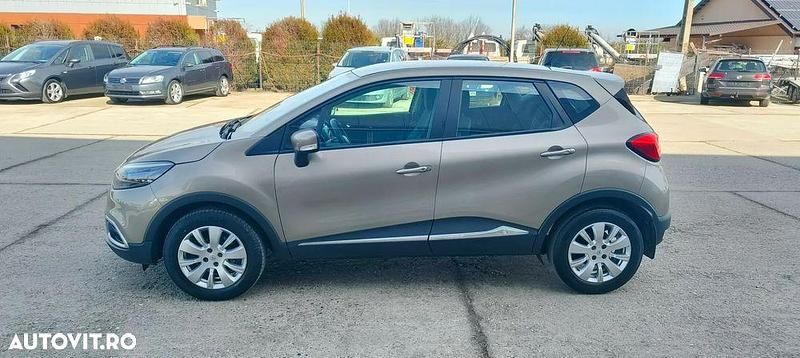 Second-hand Renault Captur Dynamique 90 CP (66 kW) 2014 Culoaregalbeuriu SUV