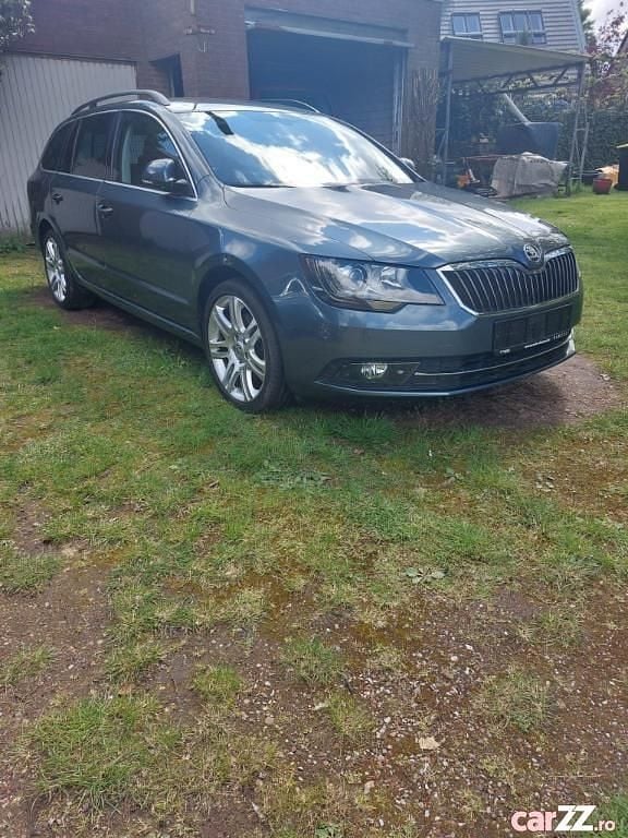 Utilizat 2015 Skoda Superb Elegance Break | 13.200 EUR - Imagine 1/4