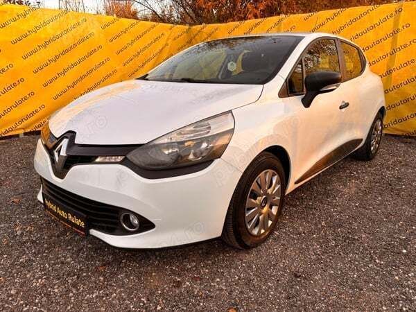 Alb Utilizat 2016 Renault Clio IV Zen Hatchback | 5.150 EUR (Preț OK) - Imagine 1/4