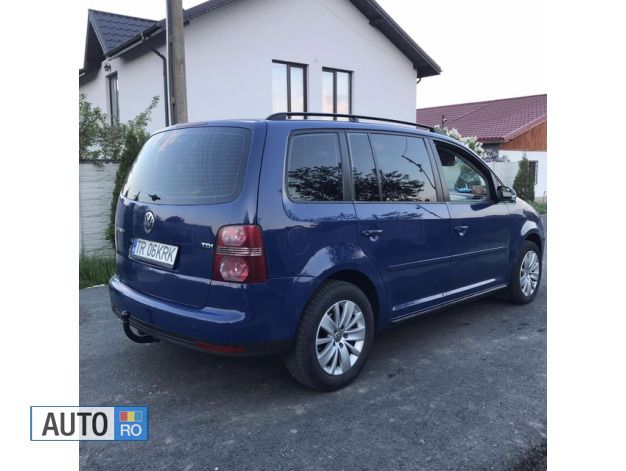 Second-hand VW Touran 105 CP (77 kW) 2008 Monovolum