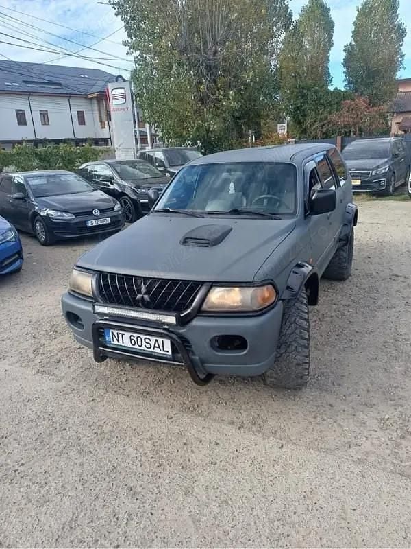 Second-hand Mitsubishi Pajero 2006 SUV