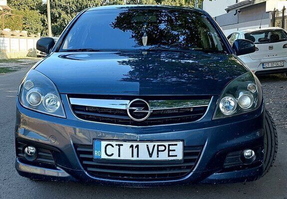 Albastru Utilizat 2008 Opel Vectra OPC Berlinǎ | 3.300 EUR (Super Preț) - Imagine 1/4