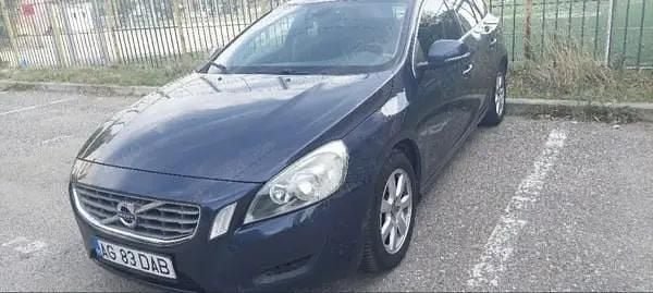 Utilizat 2012 Volvo V60 Break | 5.400 EUR (Preț bun) - Imagine 1/4