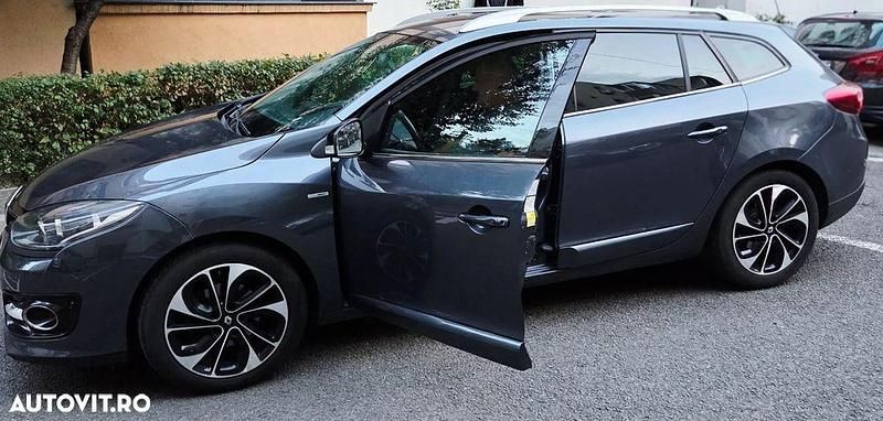 Culoaregri Utilizat 2015 Renault Mégane GrandTour Break | 6.000 EUR (Preț bun) - Imagine 1/4