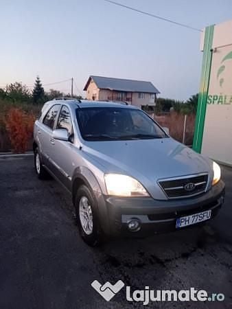 Utilizat 2004 Kia Sorento SUV | 3.000 EUR (Preț OK) - Imagine 1/2