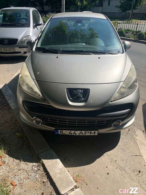 Auriu Utilizat 2007 Peugeot 207 Hatchback | 2.500 EUR (Preț OK) - Imagine 1/4