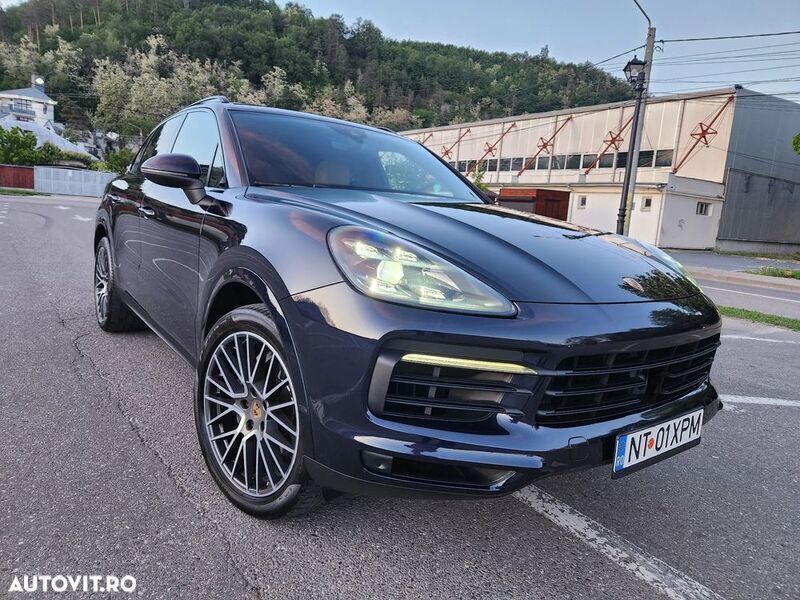 Albastru Utilizat 2019 Porsche Cayenne SUV | 49.500 EUR (Super Preț) - Imagine 1/4