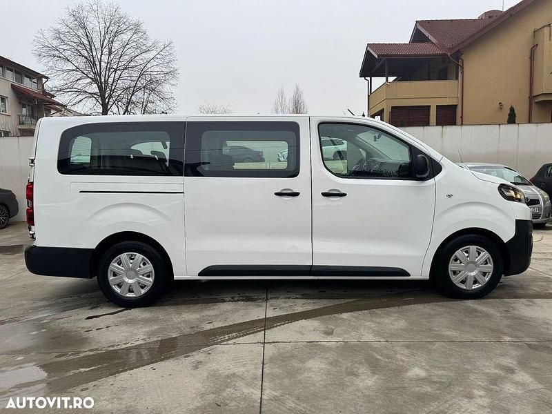 Second-hand Citroën Jumpy 150 CP (110 kW) 2021 Culoarealb Monovolum