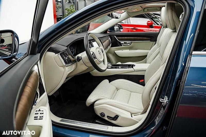 Second-hand Volvo S90 Inscription 407 CP (299 kW) 2022 Culoarealbastru Berlinǎ