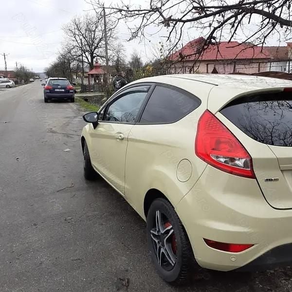 Second-hand Ford Fiesta 90 CP (66 kW) 2009 Hatchback