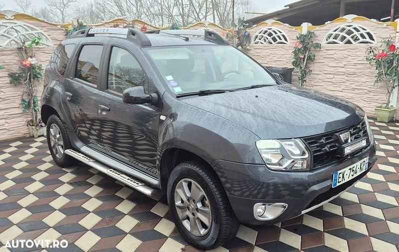 Second-hand Dacia Duster Prestige 125 CP (91 kW) 2017 Culoaregri SUV