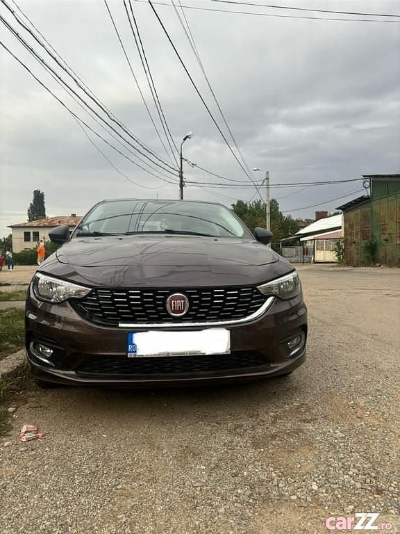 Maro Utilizat 2020 Fiat Tipo Berlinǎ | 8.900 EUR (Preț OK) - Imagine 1/4