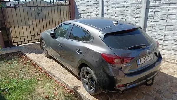 Second-hand Mazda 3 120 CP (88 kW) 2018 Hatchback