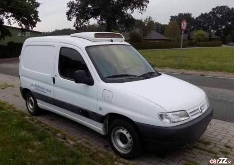 Utilizat 2000 Citroën Berlingo Monovolum | 3.600 EUR - Imagine 1/4