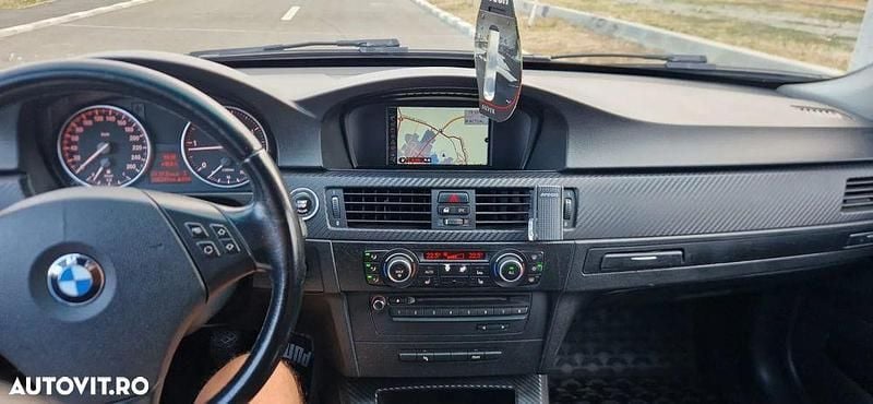 Culoarenegru Utilizat 2010 BMW 320 Efficient Dynamics Break | 7.000 EUR (Scump) - Imagine 1/4