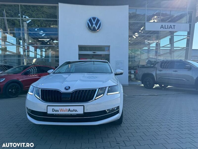 Alb Utilizat 2019 Skoda Octavia Style Hatchback | 16.779 EUR (Preț OK) - Imagine 1/4