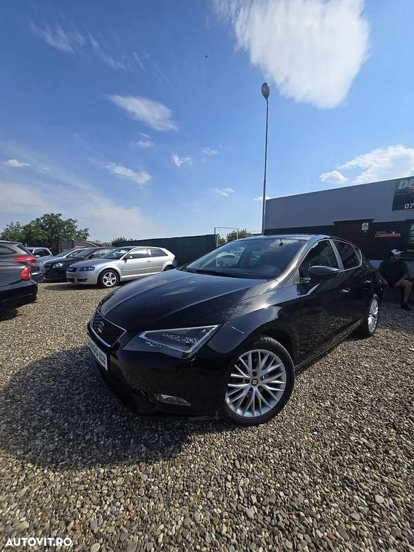 Negru Utilizat 2016 Seat Leon ST Style Break | 10.990 EUR (Scump) - Imagine 1/4
