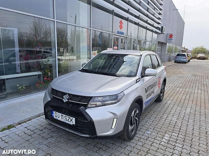 Culoareargint Utilizat 2024 Suzuki Vitara SUV | 23.800 EUR (Scump) - Imagine 1/4
