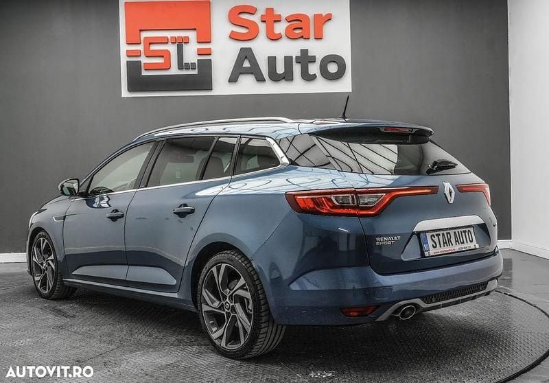 Second-hand Renault Mégane GrandTour GT 163 CP (119 kW) 2017 Culoarealbastru Break