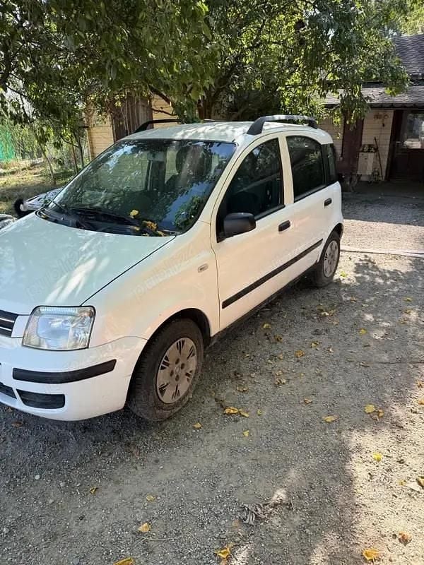 Alb Utilizat 2008 Fiat Panda Hatchback | 1.300 EUR (Preț OK) - Imagine 1/3